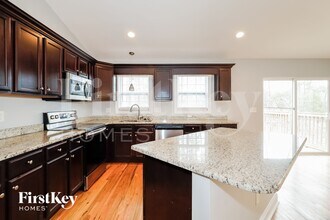 7761 Sarah Dr in Denver, NC - Building Photo - Building Photo