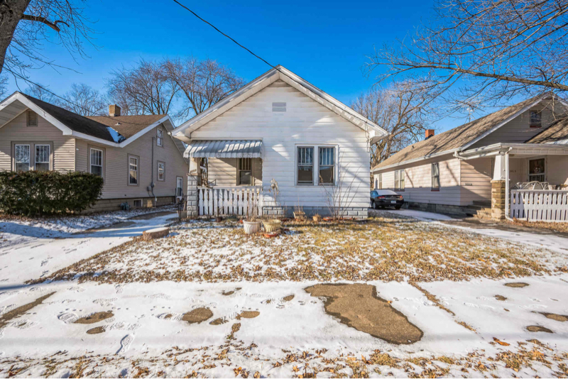 2013 N Ellis St in Peoria, IL - Building Photo