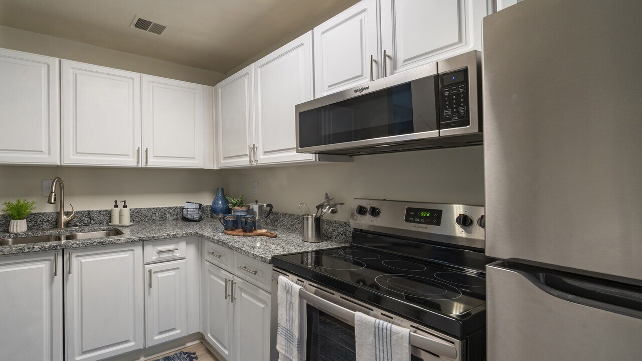 Nora 3200 in Chamblee, GA - Building Photo