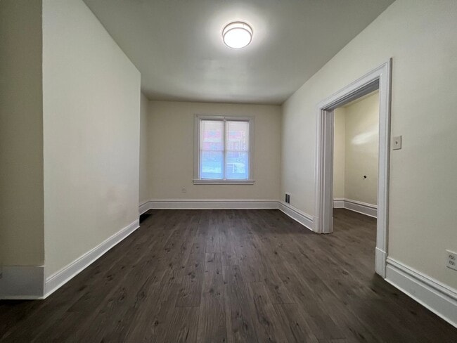 241 Moore Ave in Pittsburgh, PA - Building Photo - Building Photo