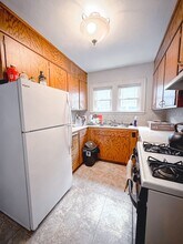 413 Chamberlain Ave-Unit -D in Madison, WI - Foto de edificio - Building Photo