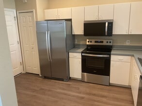 214 Strada Dr in Davenport, FL - Building Photo - Building Photo