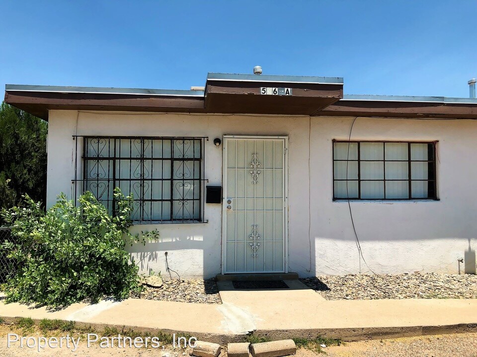 536 Alcazar St SE in Albuquerque, NM - Foto de edificio