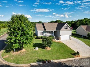 141 Logan Ridge Dr in Statesville, NC - Building Photo - Building Photo