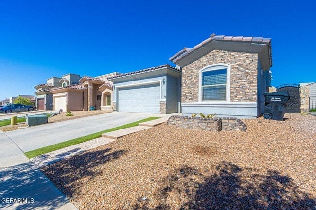 13159 Wellington in Horizon City, TX - Building Photo - Building Photo