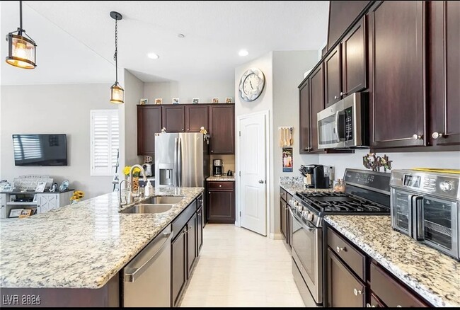 property at 675 Tremaine Ct