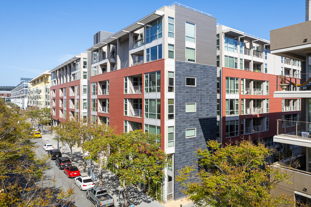 235 Berry St in San Francisco, CA - Foto de edificio