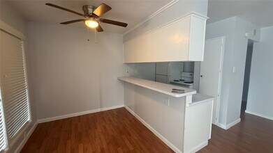 519 Branard St in Houston, TX - Building Photo - Building Photo