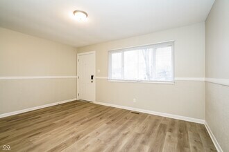 2902 Dawson St in Indianapolis, IN - Building Photo - Building Photo