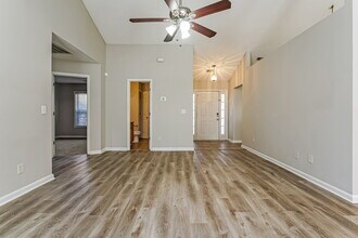 75 Pooles Bend Ct in Hiram, GA - Foto de edificio - Building Photo