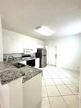 3789 San Simeon Cir in Weston, FL - Building Photo - Building Photo