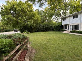 542 S Newman Rd in Mount Pleasant, WI - Building Photo