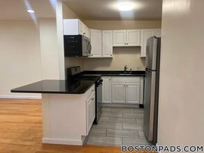 57 Dudley St in Boston, MA - Foto de edificio - Building Photo