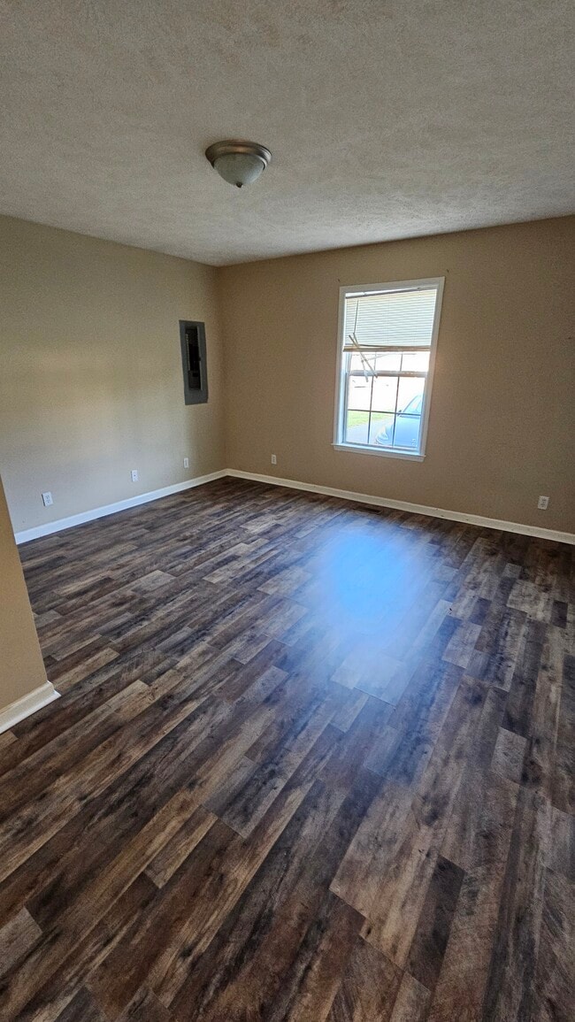 property at 86 Dixie Ct