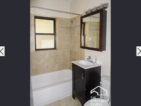 518 W Cornelia Ave, Unit 1 in Chicago, IL - Foto de edificio - Building Photo