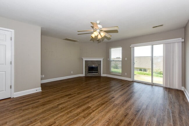 2442 Hallerins Ct in Maryville, TN - Building Photo - Building Photo