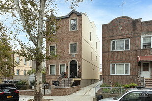 2111 35th St Apartments