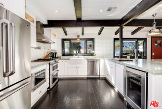 4930 Strohm Ave in Los Angeles, CA - Building Photo - Building Photo