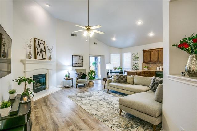12852 Old MacGregor Ln in Fort Worth, TX - Building Photo