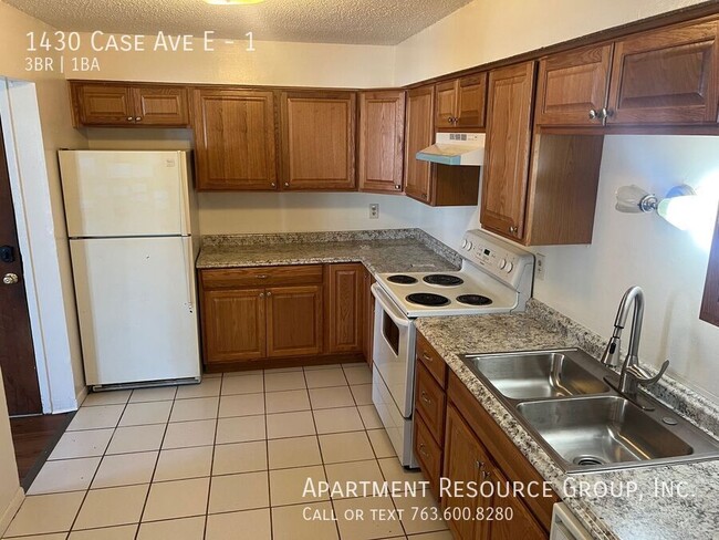 property at 1430 Case Ave E