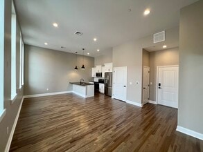 29 E Northampton St, Unit 203 in Wilkes-Barre, PA - Building Photo - Building Photo
