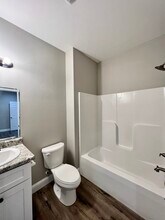 13585 Laurel Oaks Ln in Gulfport, MS - Building Photo - Building Photo