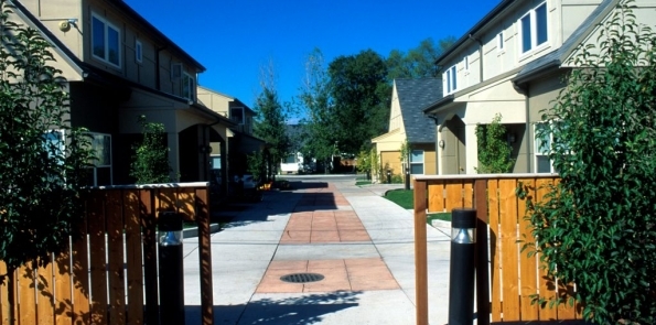 Firewood Court in Missoula, MT - Foto de edificio