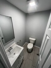 74 Western Ave, Unit 74 western ave. #2 in Marlboro, NY - Foto de edificio - Building Photo