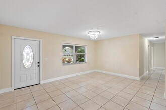 4784 Alfresco St in Boca Raton, FL - Building Photo - Building Photo
