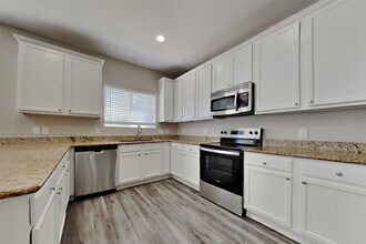 3502 Avalon Spring Ln in Spring, TX - Building Photo - Building Photo