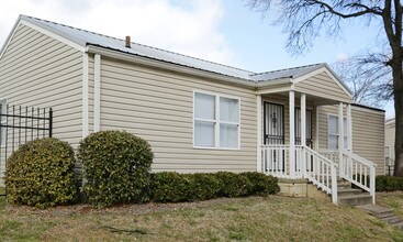 East Thomas Apartments in Birmingham, AL - Building Photo - Building Photo