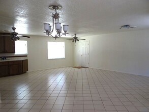 130 Mansfield Ferry Rd in Vidor, TX - Building Photo - Building Photo