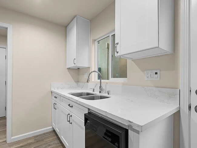 1032 Pendegast St in Woodland, CA - Building Photo - Building Photo