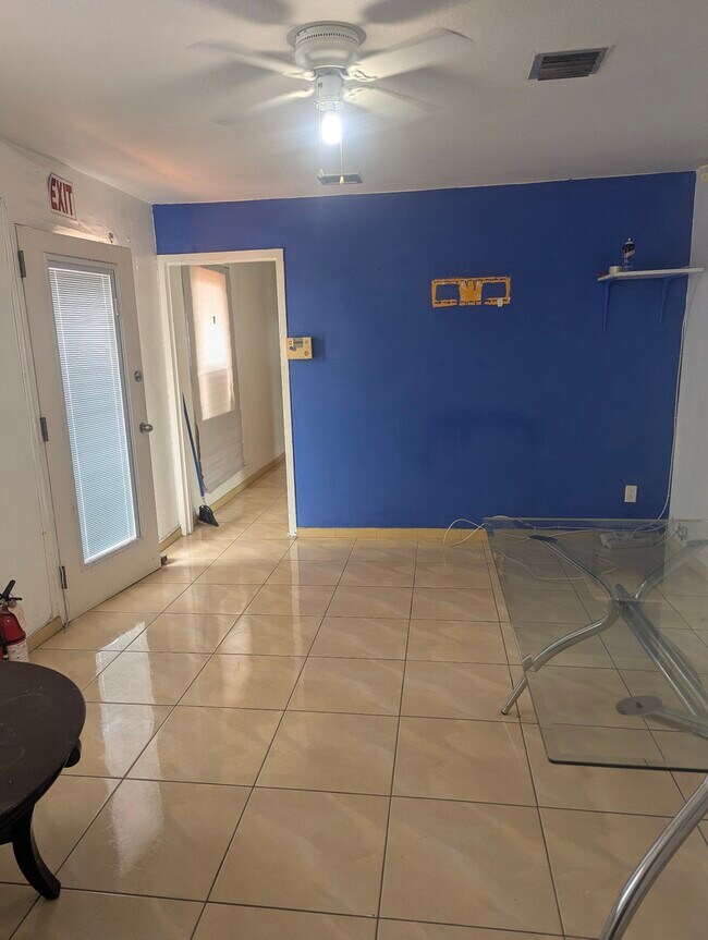 17900 NW 2nd Ave in Miami, FL - Building Photo - Building Photo