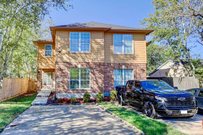 10302 Buffum St in Houston, TX - Building Photo - Building Photo