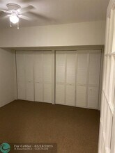 4810 Grapevine Wy in Davie, FL - Building Photo - Building Photo