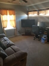 126 Nelson Dr in Williamsburg, VA - Building Photo - Building Photo