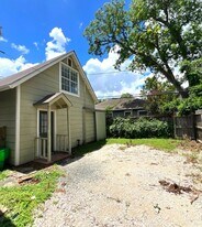 627 E 14th St in Houston, TX - Building Photo