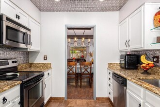 10415 W Cameo Dr in Sun City, AZ - Building Photo - Building Photo