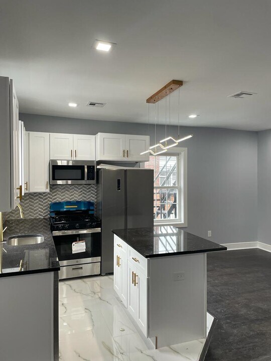 160 Westfield Ave in Elizabeth, NJ - Building Photo