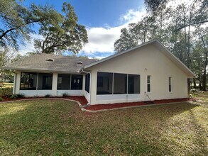 8448 SW 196th Avenue Rd in Dunnellon, FL - Building Photo - Building Photo
