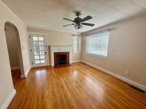 300 E Pine St in Graham, NC - Building Photo - Building Photo