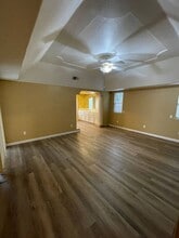 2488 Plumwood Way in Madera, CA - Foto de edificio - Building Photo