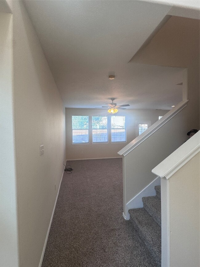 6213 Stoney Creek Dr in Pasadena, TX - Building Photo - Building Photo