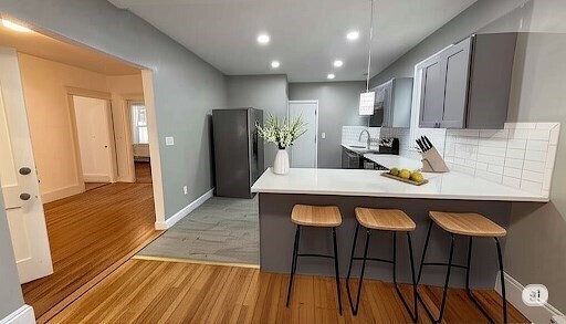 50 Lithgow St in Boston, MA - Building Photo