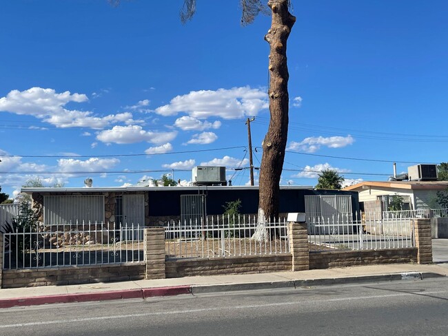 property at 2200 E Tonopah Ave