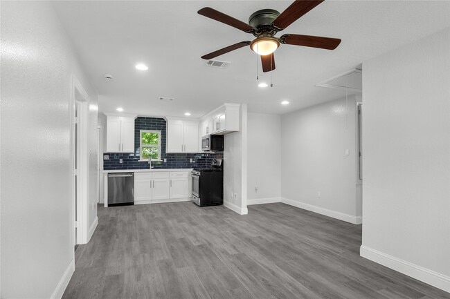 property at 110 Prune St