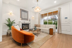 1761 W 16th Ave in Vancouver, BC - Building Photo