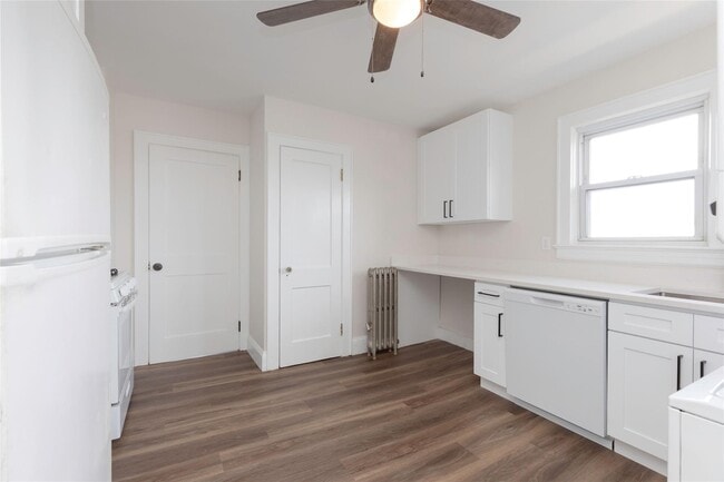 74 Grace Church St in Port Chester, NY - Building Photo - Building Photo