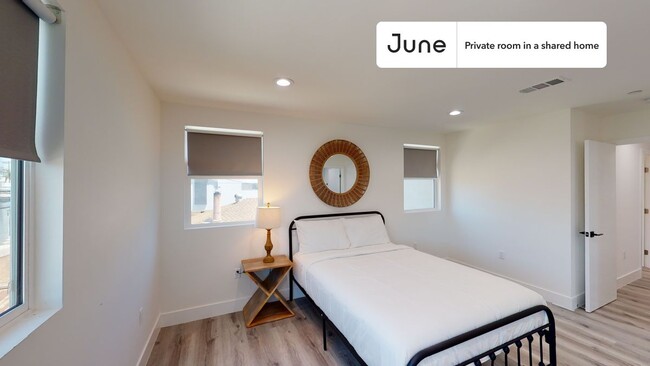 property at 564312 Auckland Ave